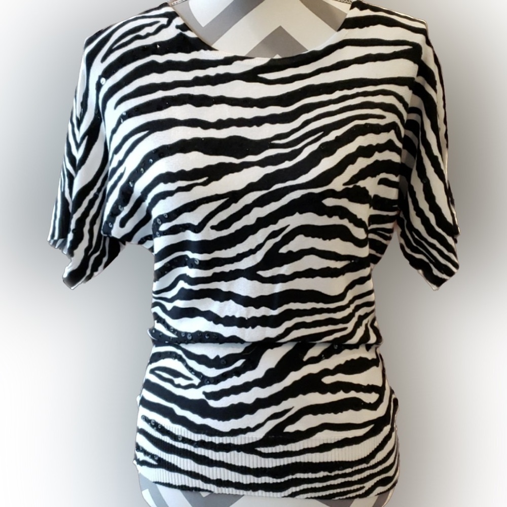 Joseph A Zebra Print Short Sleeve Sweater NWT Small